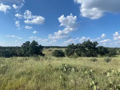 74 Tablerock Dr # L, Kerrville, TX 78028