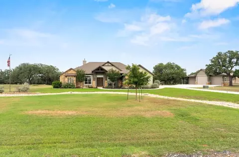 228 Lucky Rdg, Bandera, TX 78003