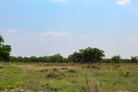 243 Lipan Loop, Harper, TX 78631 photo 2