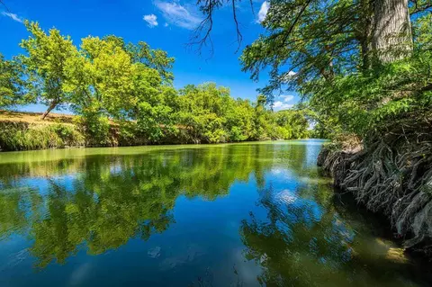 105 Oleander Rd # A, Comfort, TX 78013