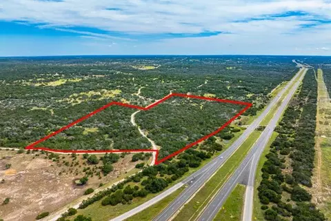 200 Elkhorn Cir, Mountain Home, TX 78058