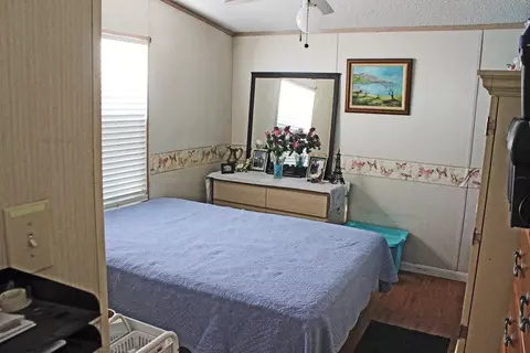 113 S Cedar Dr, Ingram, TX 78025 photo 18