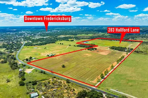 283 Hallford Ln # -A, Fredericksburg, TX 78624
