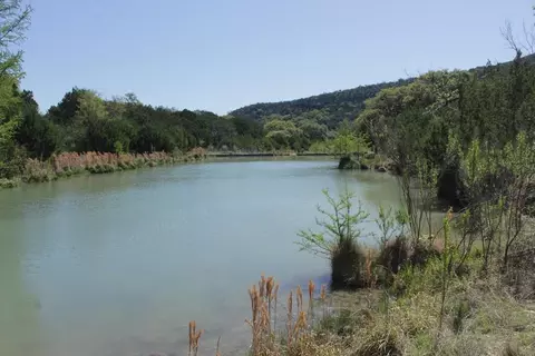 1976 W Cedar Ln, Leakey, TX 78873