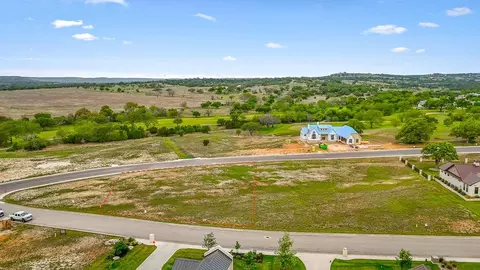 1112 Pinnacle View Dr, Kerrville, TX 78028