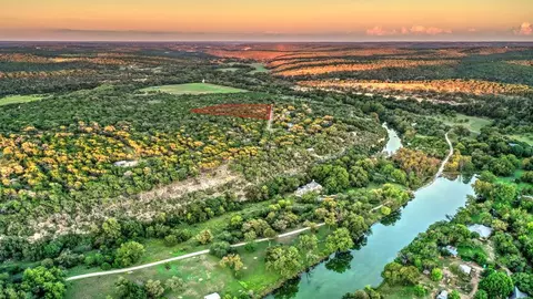 157 Cedar Cliff Loop, Hunt, TX 78024 photo 2