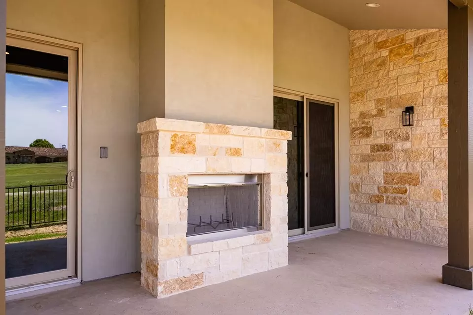 Exterior - 3200- Apt 3 Pinnacle Club Dr, Kerrville, TX 78028 photo 3 of 5