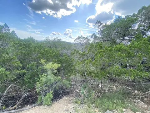 000 Catclaw, Concan, TX 78838