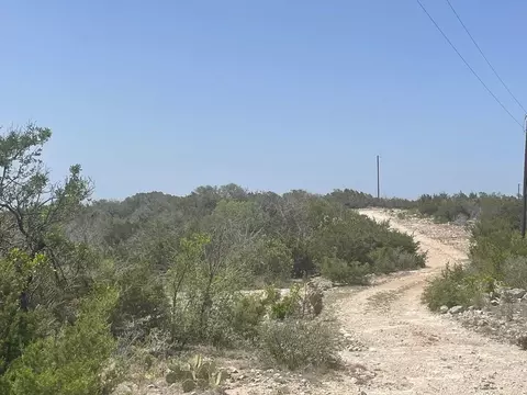 000 Fm 674, Rocksprings, TX 78880