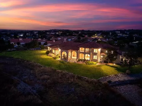 3722 Club View Ct, Kerrville, TX 78028