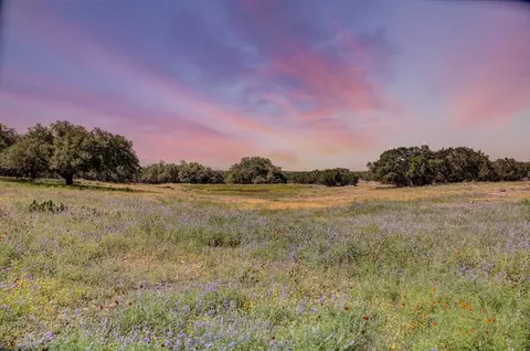419 Yellowstone Ln, Hunt, TX 78024