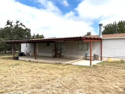 Exterior - 36 Crossing Dr, Harper, TX 78631 photo 3 of 5