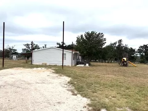 Exterior - 36 Crossing Dr, Harper, TX 78631 photo 5 of 5