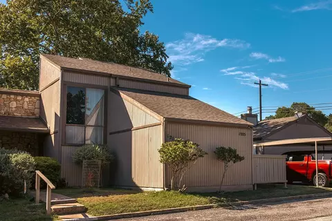 1905 Apt 121 West Ln, Kerrville, TX 78028