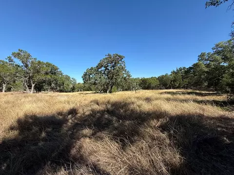 610 Leroy Rd, Kerrville, TX 78028