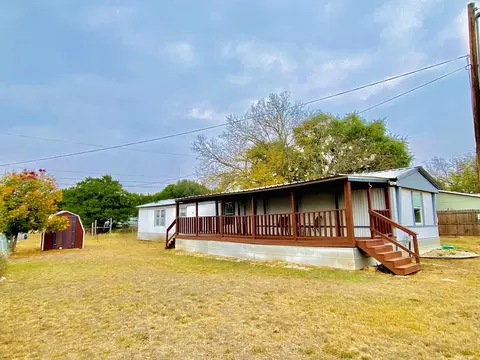 125 Finch St, Medina, TX 78055