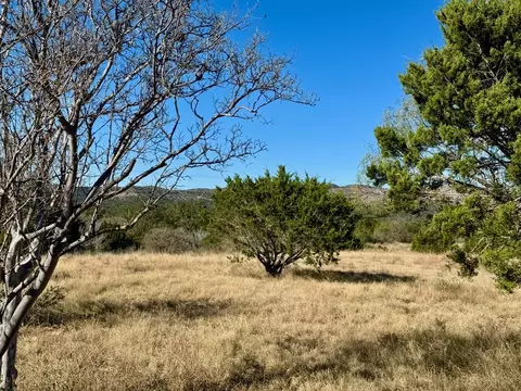 19240 W Hwy 337, Camp Wood, TX 78833