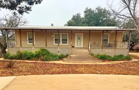 1879 S Arcadia Loop, Kerrville, TX 78028