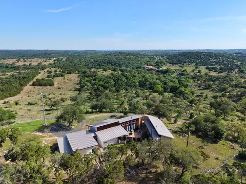 1292 Upper Turtle Crk, Kerrville, TX 78028