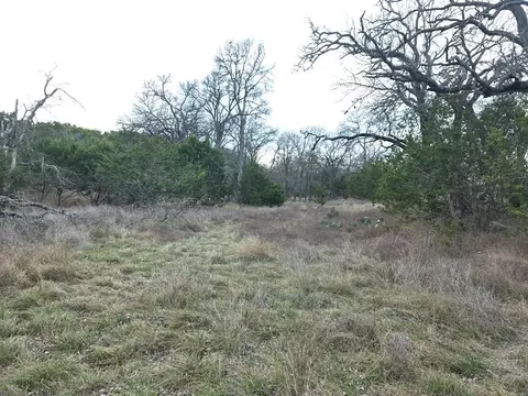 130 Kensington Blvd, Kerrville, TX 78028