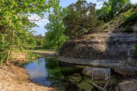 1820 Pressler-henke Rd, Kerrville, TX 78028