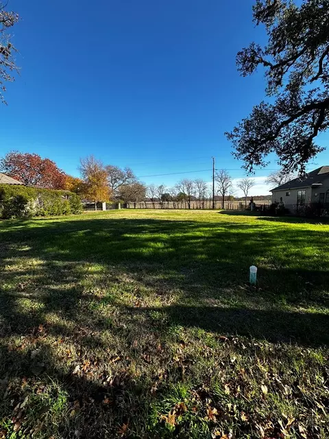 2848 E Rock Barn Dr, Kerrville, TX 78028
