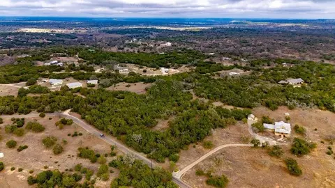 00 Oak Aly, Kerrville, TX 78028