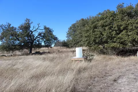 184 Lipan Loop, Harper, TX 78631