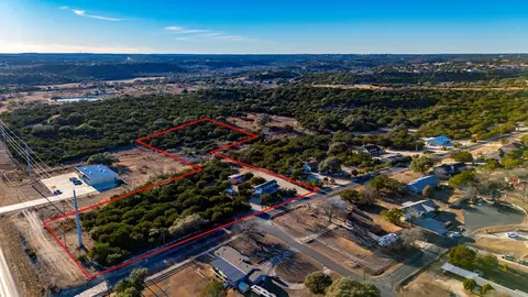 124 Madrona, Kerrville, TX 78028