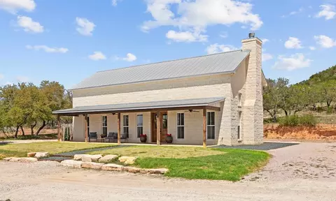 792 Langes Mill Rd, Doss, TX 78618