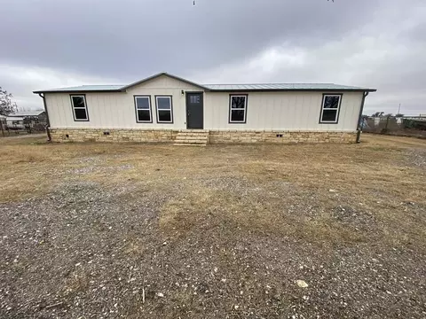 151 Sherwood Dr, Comfort, TX 78013