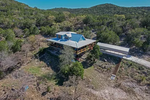 281 Roaring Spgs, Camp Wood, TX 78833