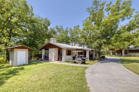 Exterior - 98 Red Wright Rd, Leakey, TX 78873 photo 7 of 15