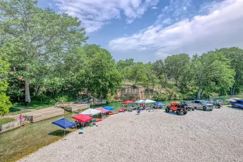 Exterior - 98 Red Wright Rd, Leakey, TX 78873 photo 14 of 15