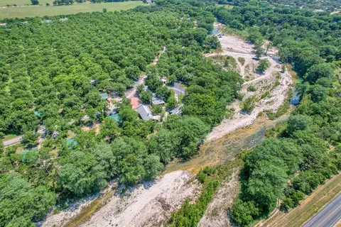 View/Area - 98 Red Wright Rd, Leakey, TX 78873 photo 1 of 10