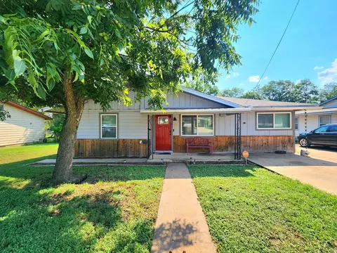 201 Pearl St, Kerrville, TX 78028