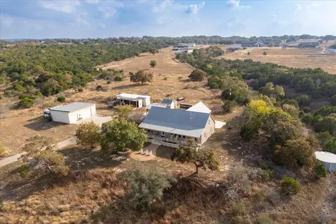 127 Camp Alzafar Rd, Boerne, TX 78006