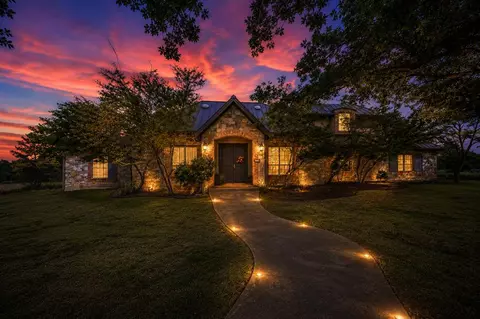 101 Crestline Dr, Kerrville, TX 78028