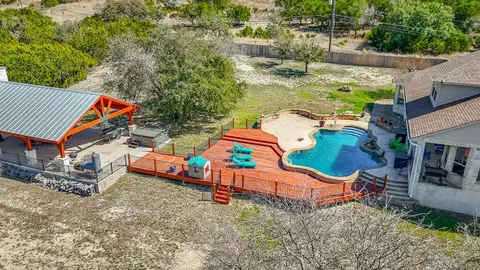 337 Gallup Trl, Kerrville, TX 78028