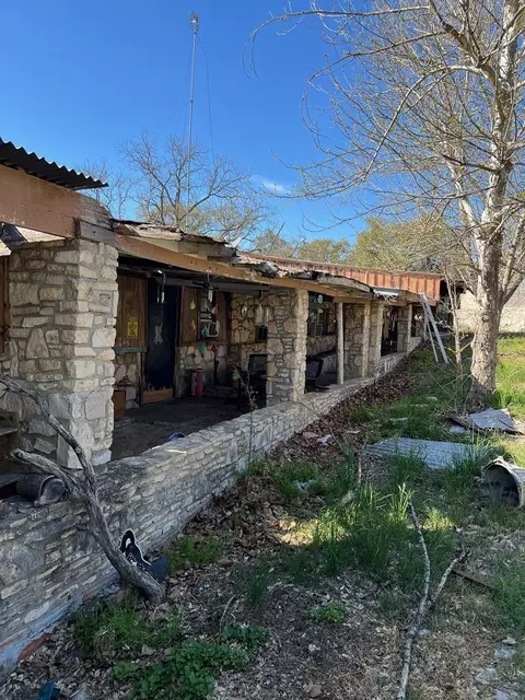111 Prine St, Kerrville, TX 78028