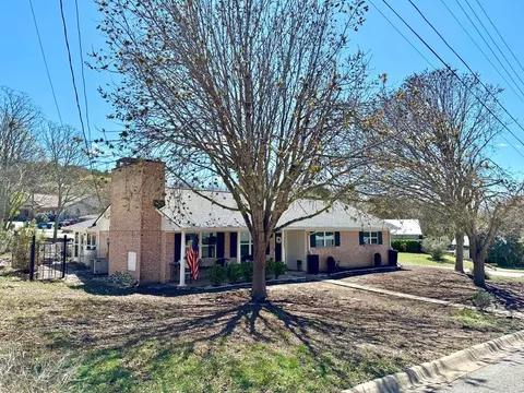 1501 Ford St, Kerrville, TX 78028