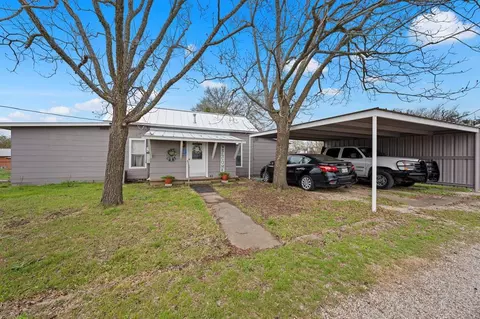 133 Myrtle Ave, Harper, TX 78631