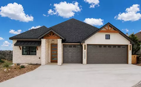2130 Vista Ridge Dr, Kerrville, TX 78028