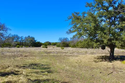 190 NW Leigh Cir, Mountain Home, TX 78058