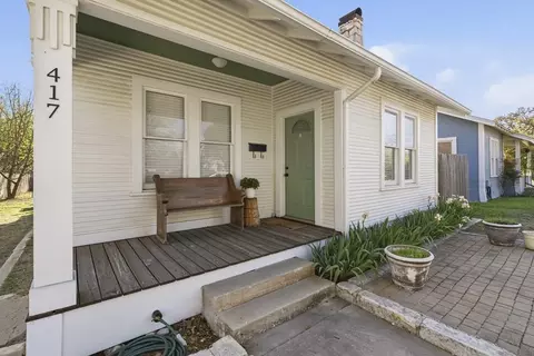 417 Elm St, Kerrville, TX 78028