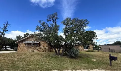 144 Homer Dr, Kerrville, TX 78028