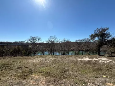 314749 Riverside Dr, Kerrville, TX 78028