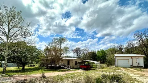 172 Sleepy Hollow Cir, Kerrville, TX 78028