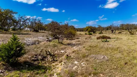 444 Mosel Rd, Harper, TX 78631