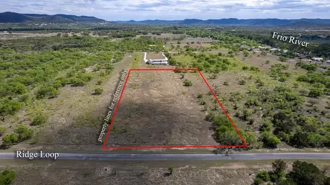 869 Ridge Loop, Rio Frio, TX 78879
